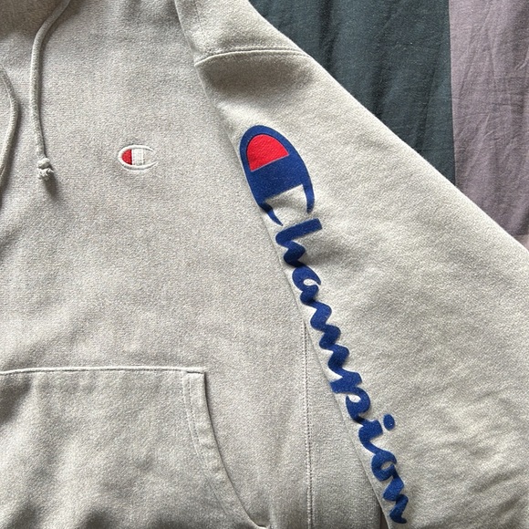 Champion Hoodie (Grey) - Men’s M - Picture 4 of 7